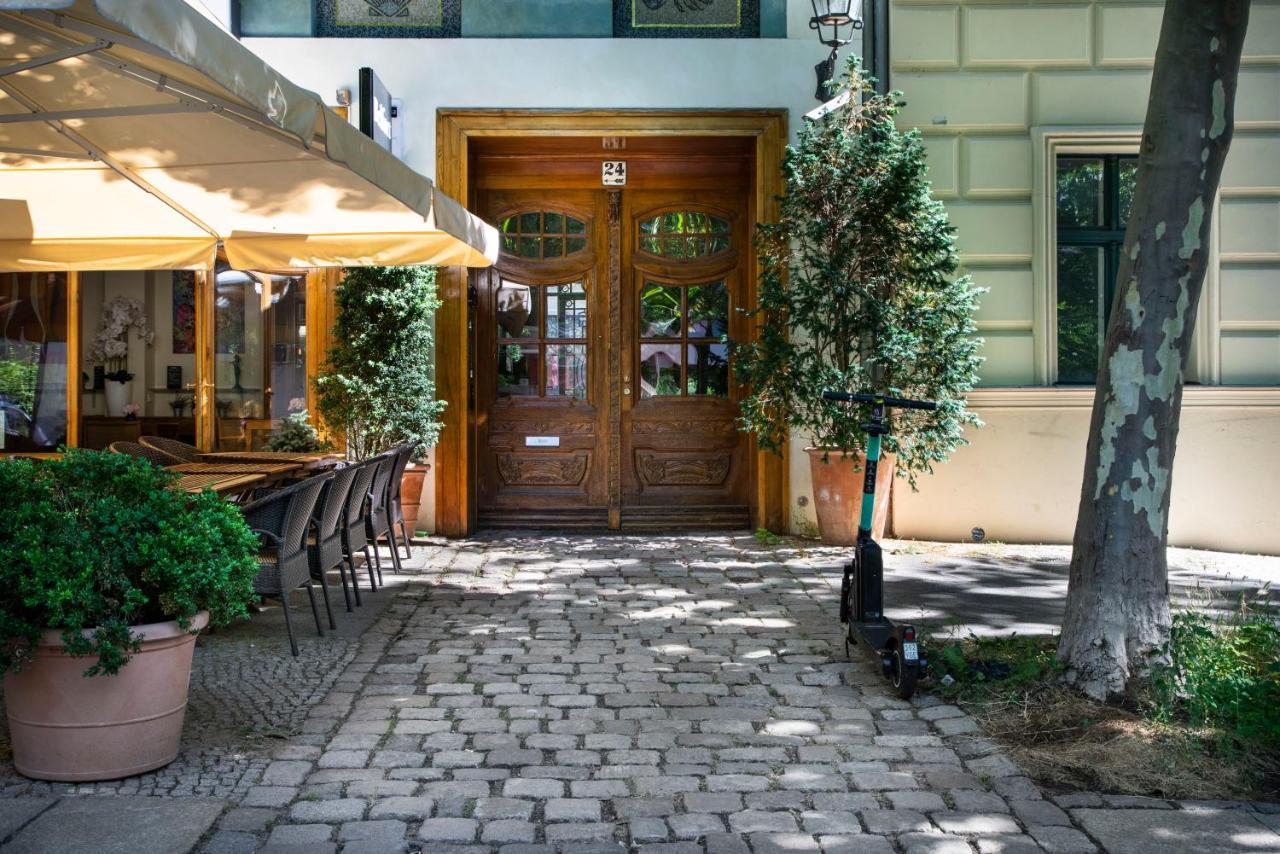 Numa Berlin Belfort Luaran gambar