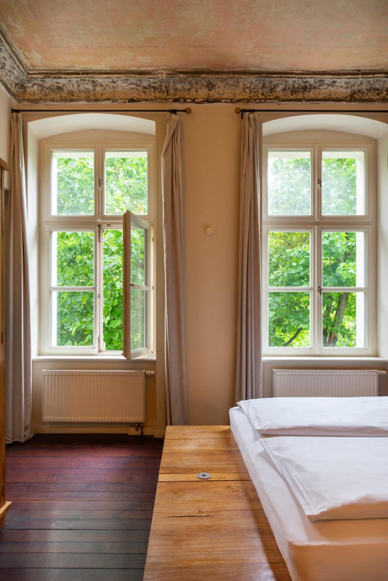 Numa Berlin Belfort Bilik gambar