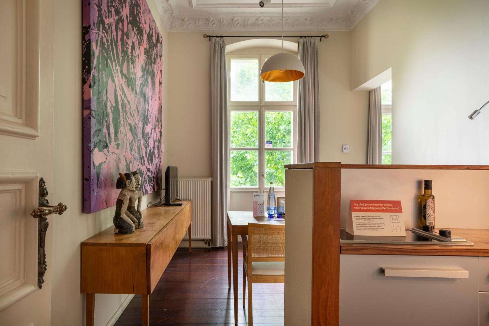 Numa Berlin Belfort Bilik gambar